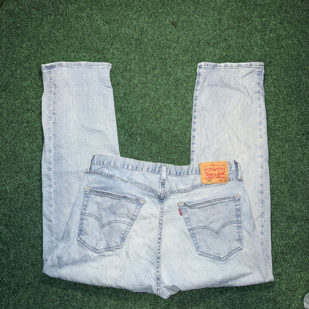 Men's 501 Levis Light Wash Jeans Size 36x30 X4 - Picture 2 of 5
